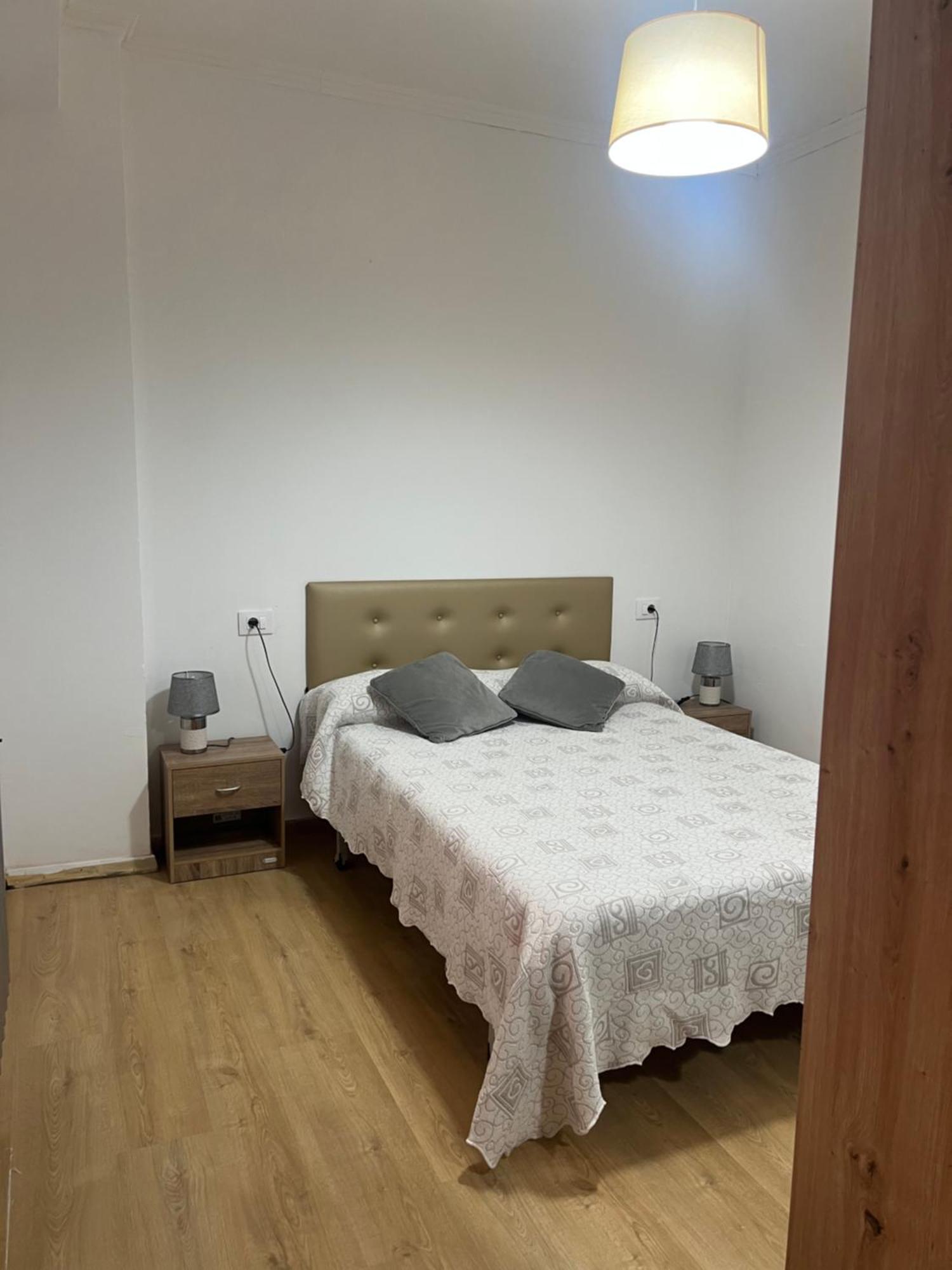 Renovado Arenales Apartment โปบราโดคารามิงยาล ภายนอก รูปภาพ